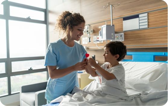 Infirmière puéricultrice en formation en apprentissage avec le CERFAH